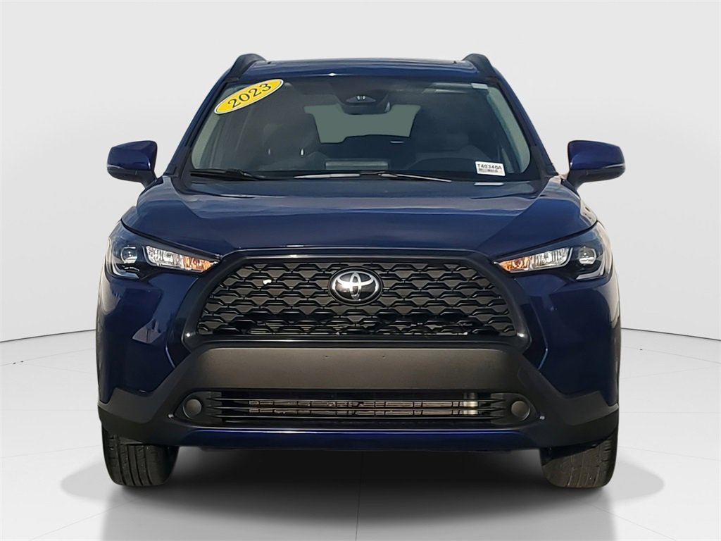 Certified 2023 Toyota Corolla Cross LE image 3