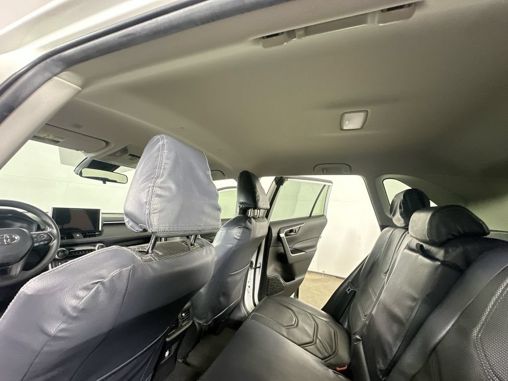 Used 2024 Toyota RAV4 LE FWD image 13