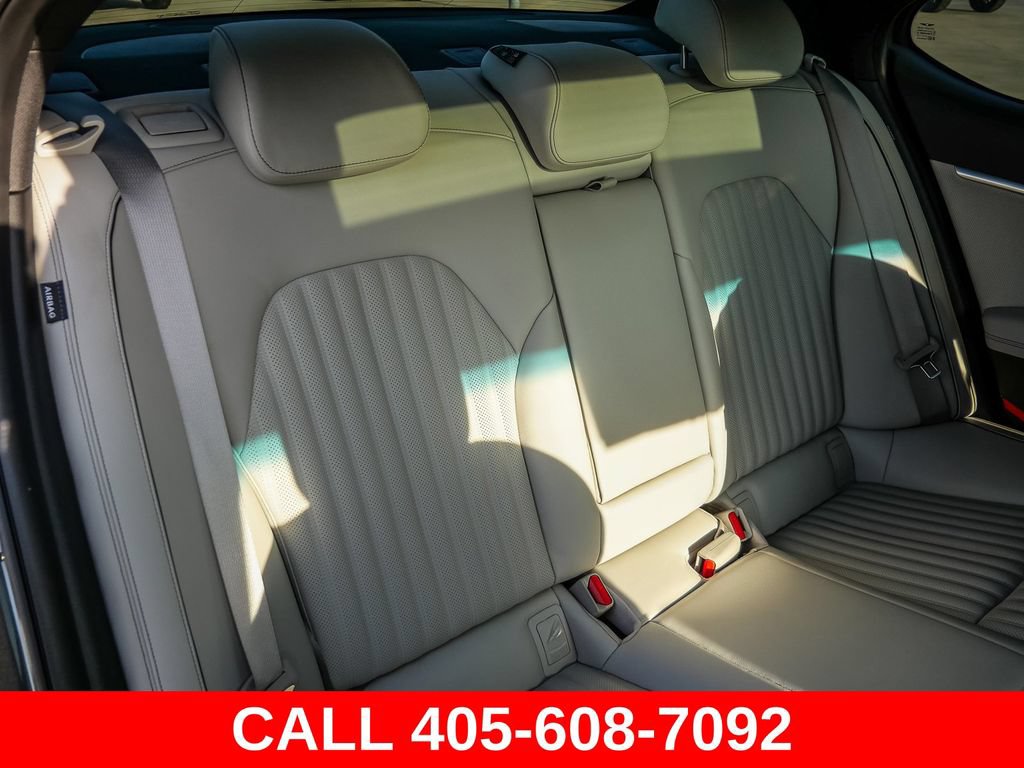Used 2024 Genesis G70 3.3T Advanced RWD image 22