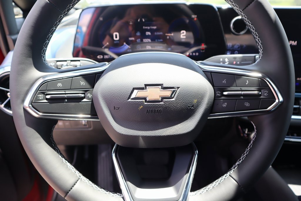 New 2025 Chevrolet Equinox EV LT w/ Convenience Package II image 3