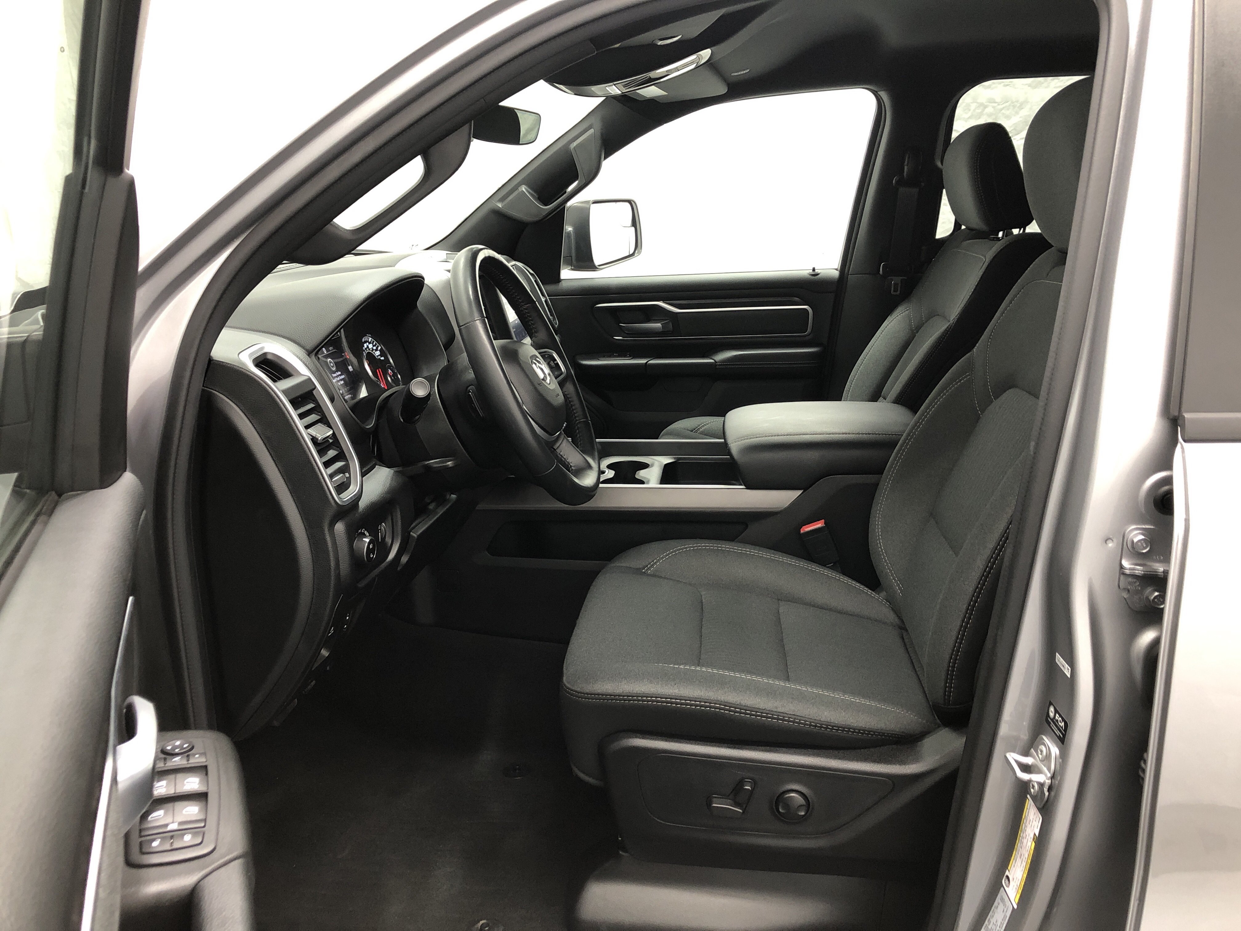 Certified 2022 RAM 1500 Big Horn AWD/4WD image 13