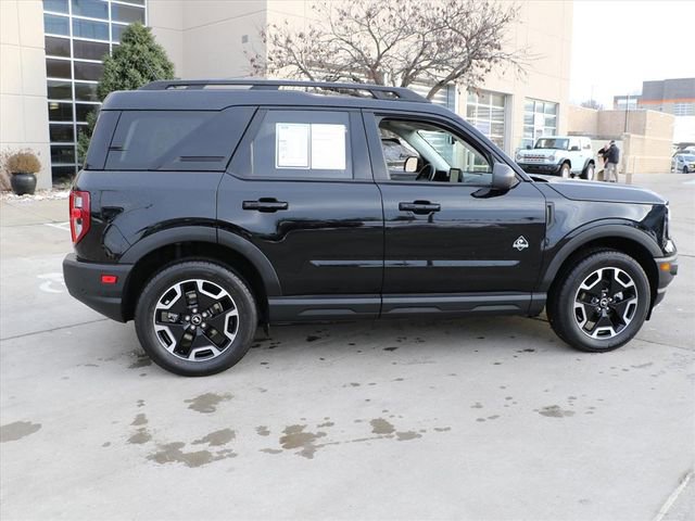 Used 2023 Ford Bronco Sport Outer Banks w/ Tech Package image 6