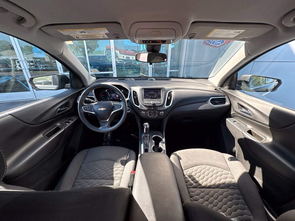 Used 2020 Chevrolet Equinox LT FWD image 11