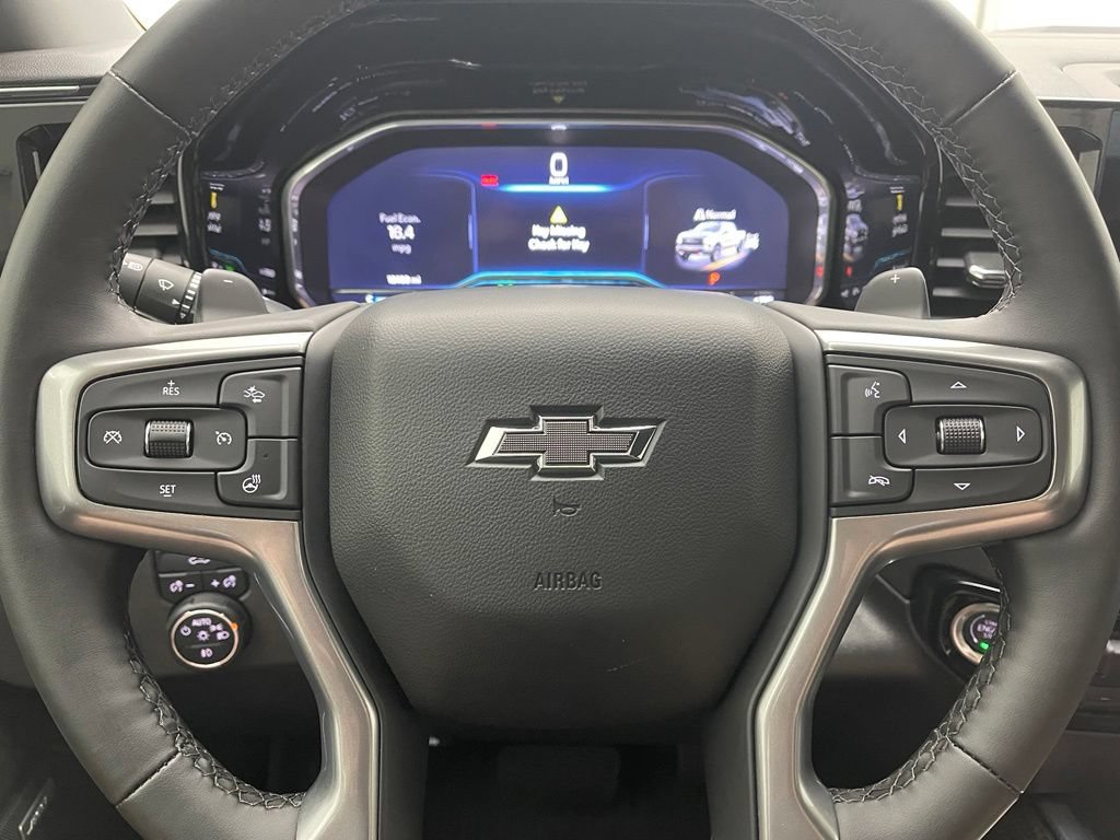 Used 2024 Chevrolet Silverado 1500 LT Trail Boss w/ Convenience Package II AWD/4WD image 19