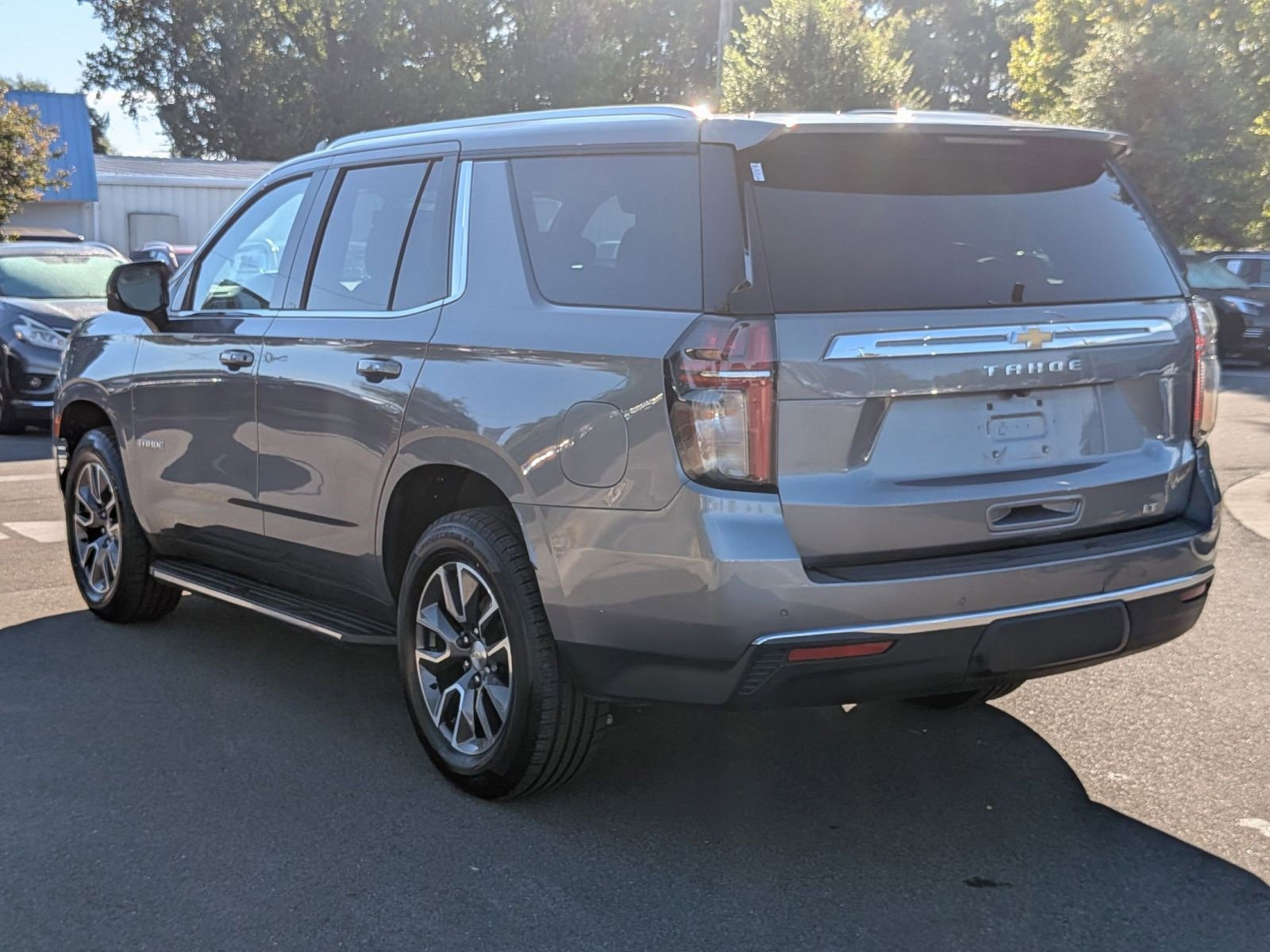 Used 2021 Chevrolet Tahoe LT w/ LT Signature Package image 5