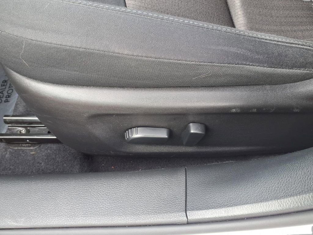 Used 2025 Nissan Altima 2.5 SV image 22