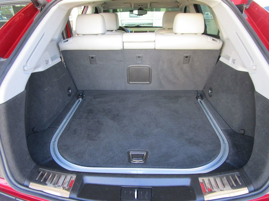 Used 2013 Cadillac SRX Luxury image 14