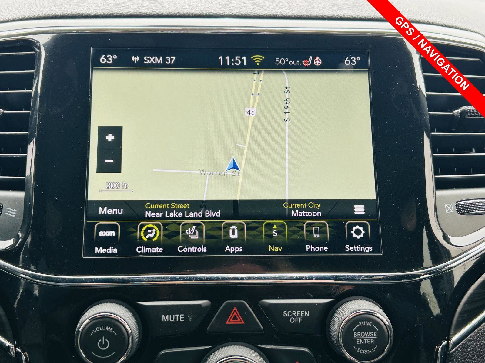 Used 2021 Jeep Grand Cherokee Limited w/ Sun & Sound Group image 5