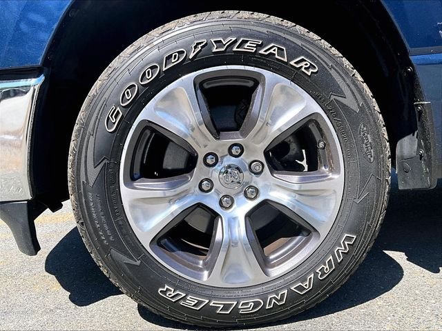 Used 2023 RAM 1500 Laramie AWD/4WD image 9