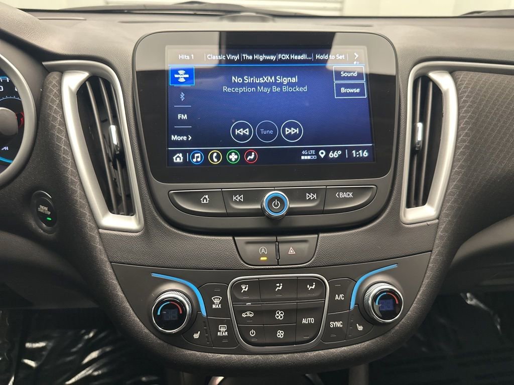 Used 2024 Chevrolet Malibu LT image 20