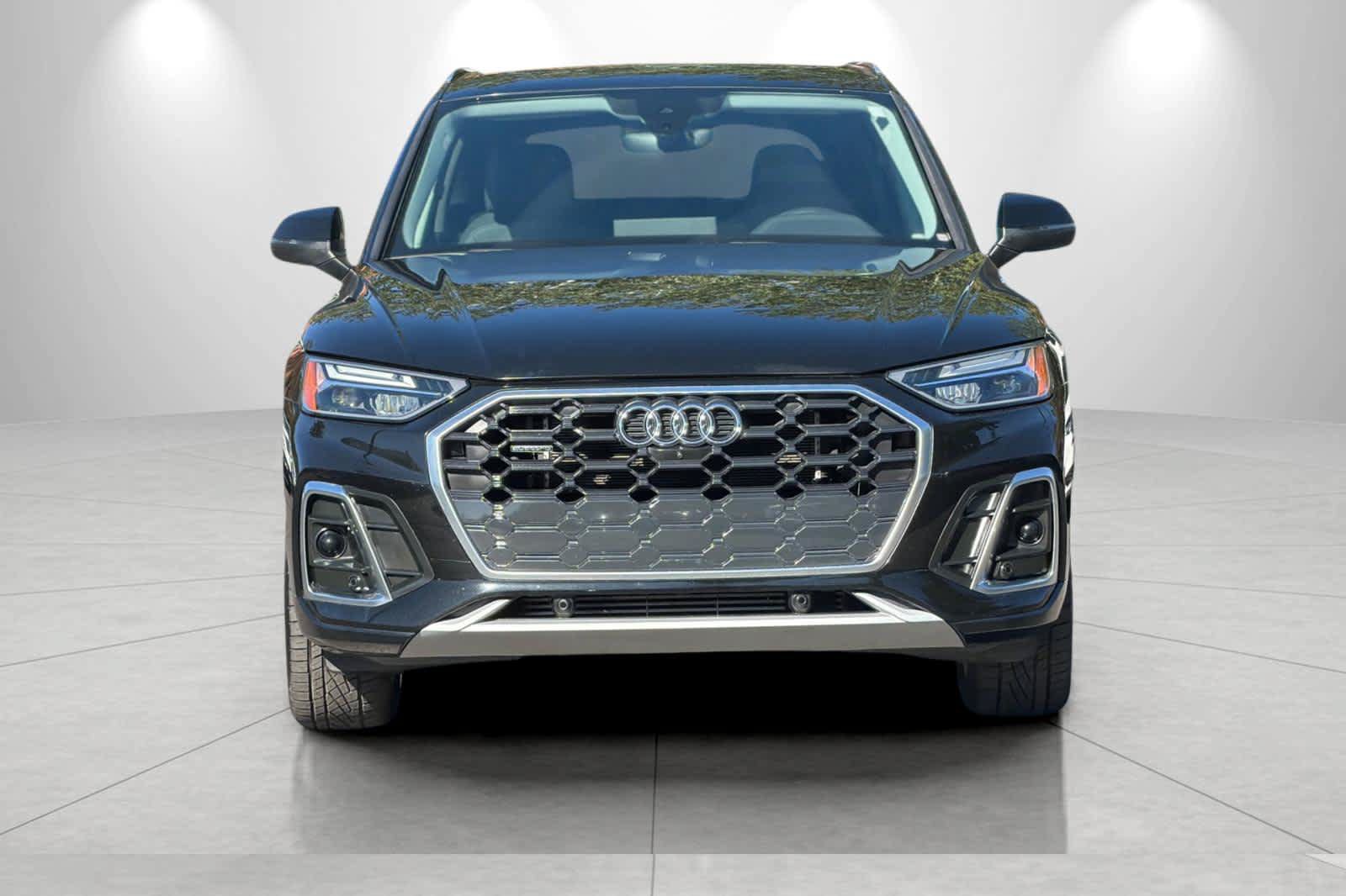 Used 2021 Audi Q5 e Premium Plus w/ Premium Plus Package AWD/4WD image 10