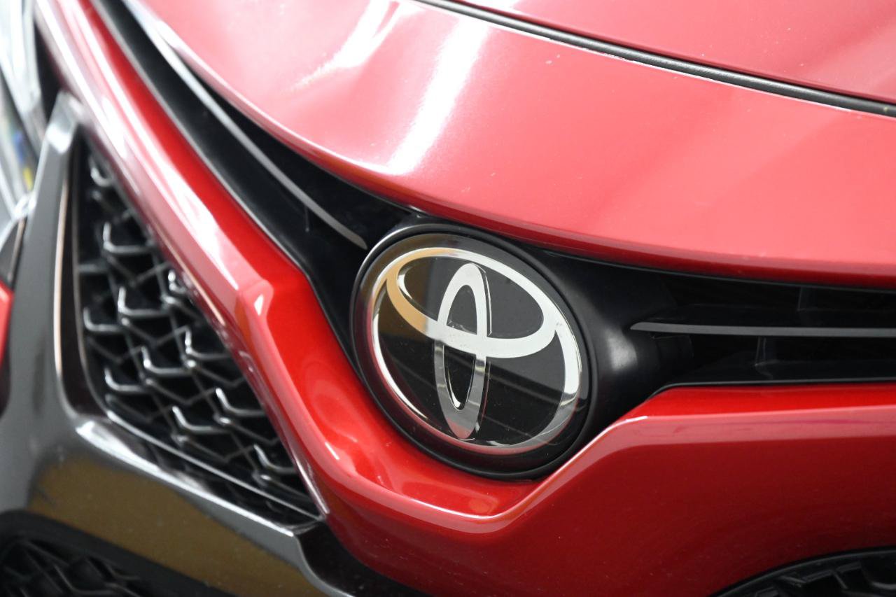 Used 2020 Toyota Camry TRD FWD image 9