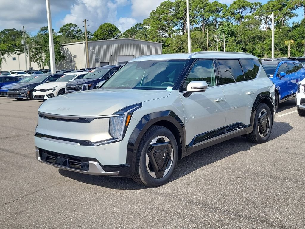 New 2026 Kia EV9 Land AWD/4WD image 3