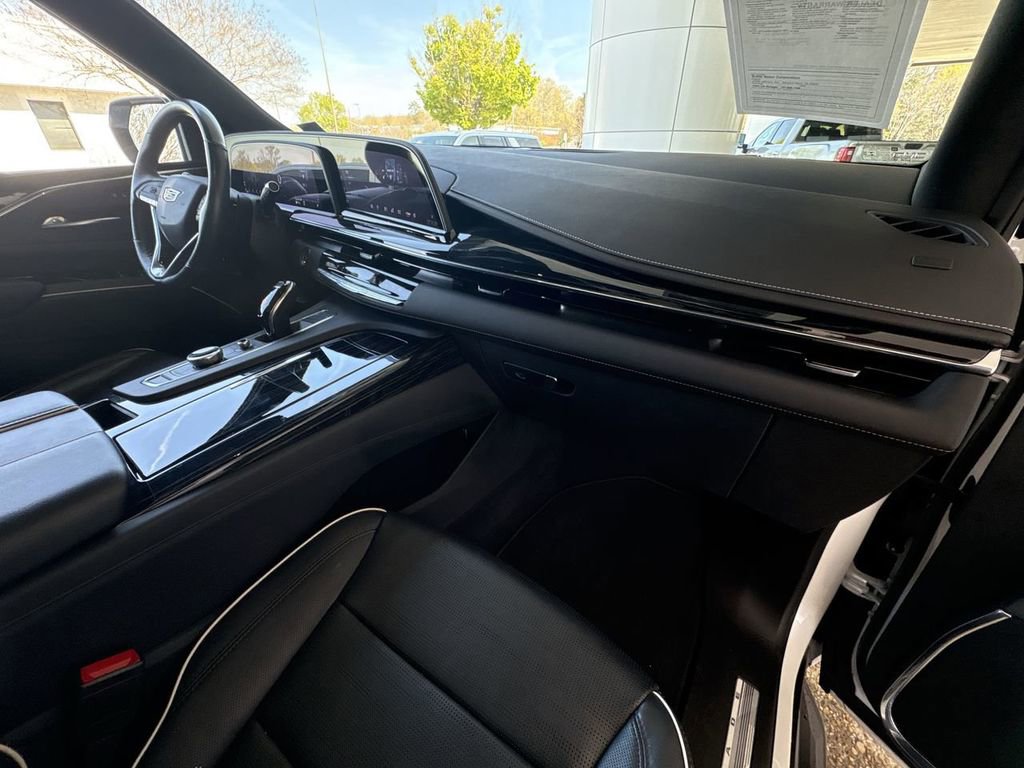 Certified 2021 Cadillac Escalade Sport AWD/4WD image 29