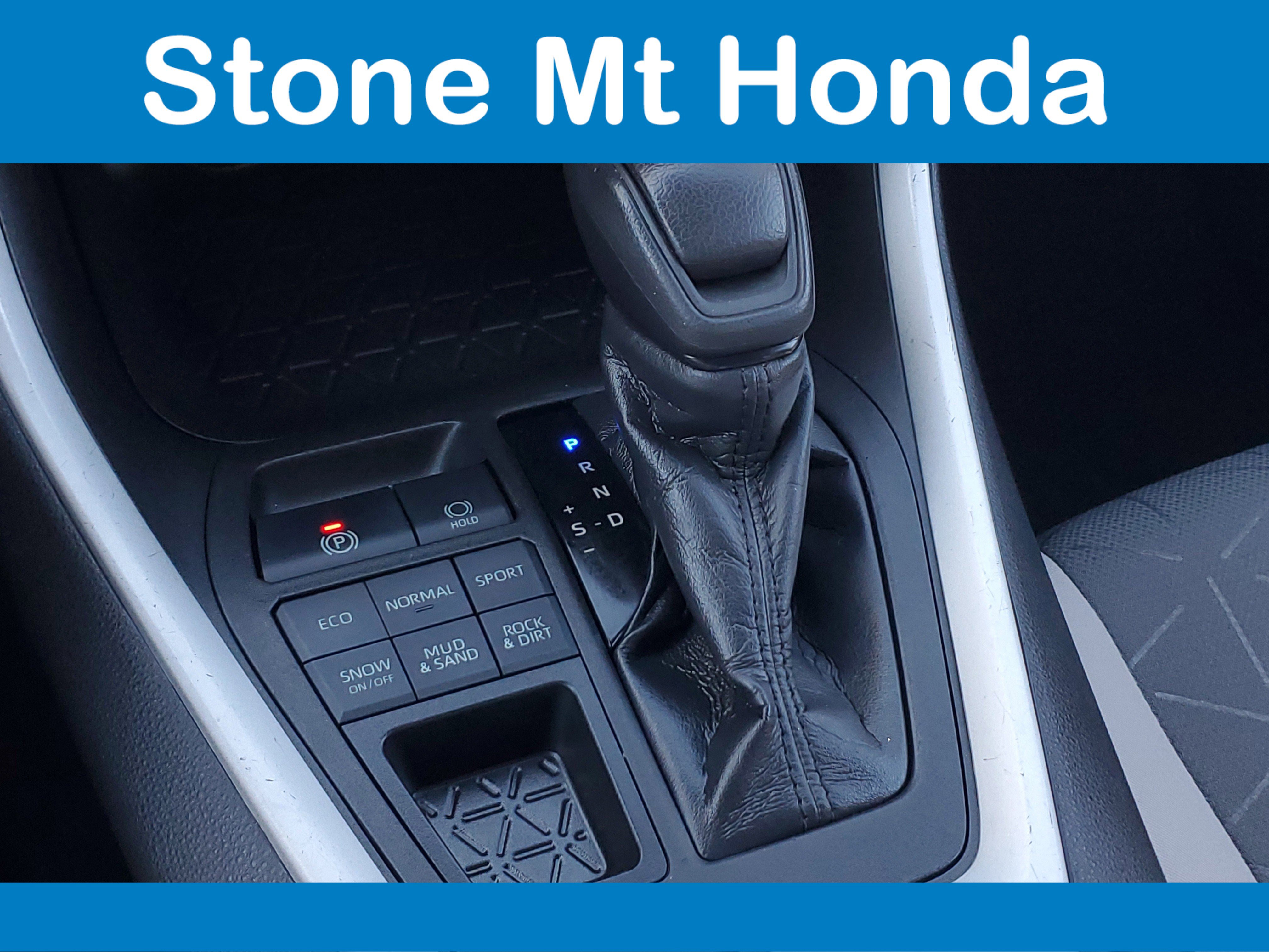 Used 2021 Toyota RAV4 XLE image 31