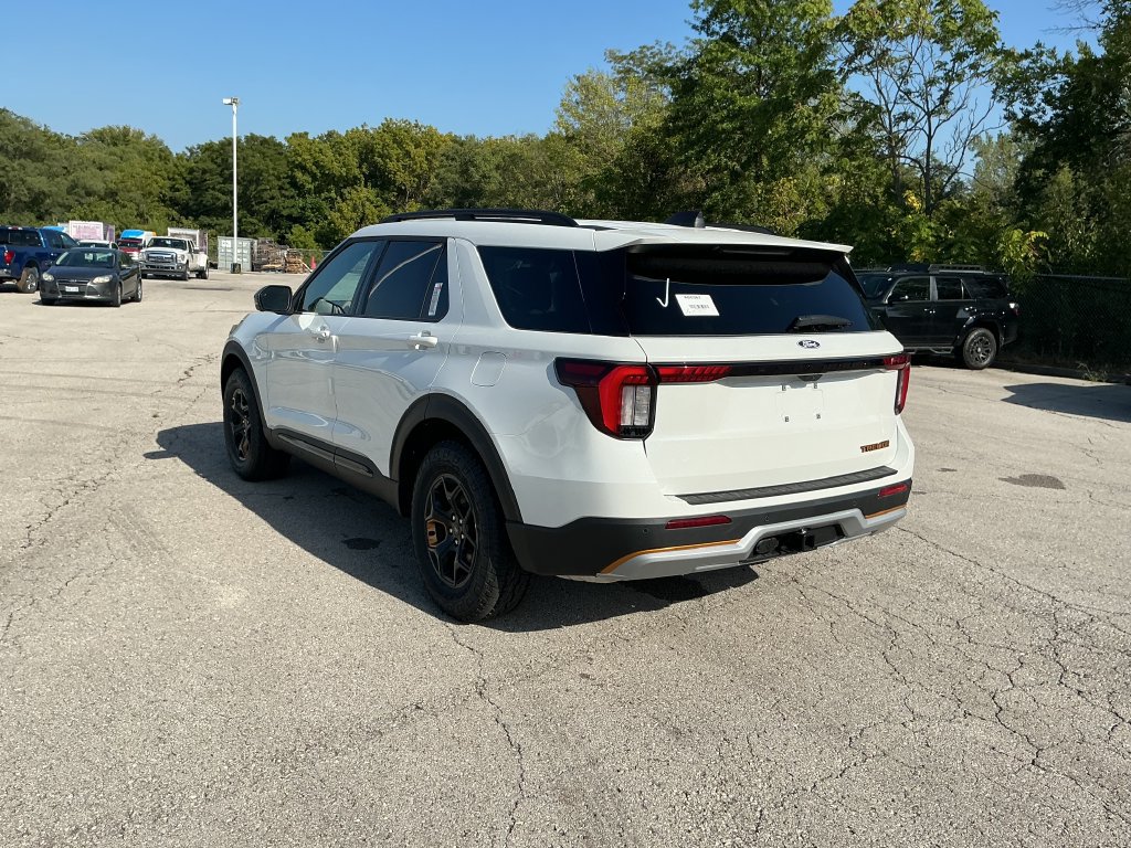 New 2027 Ford Explorer Tremor AWD/4WD image 3