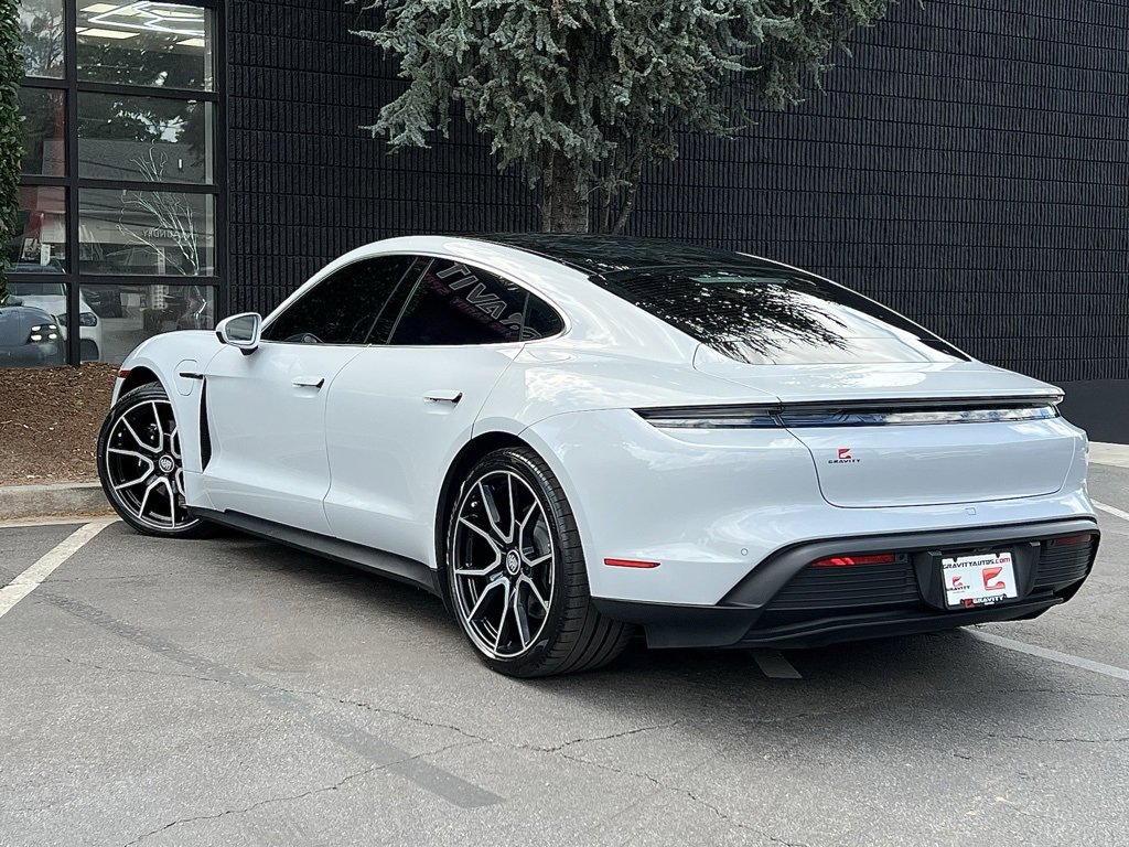 Used 2024 Porsche Taycan 4S image 17
