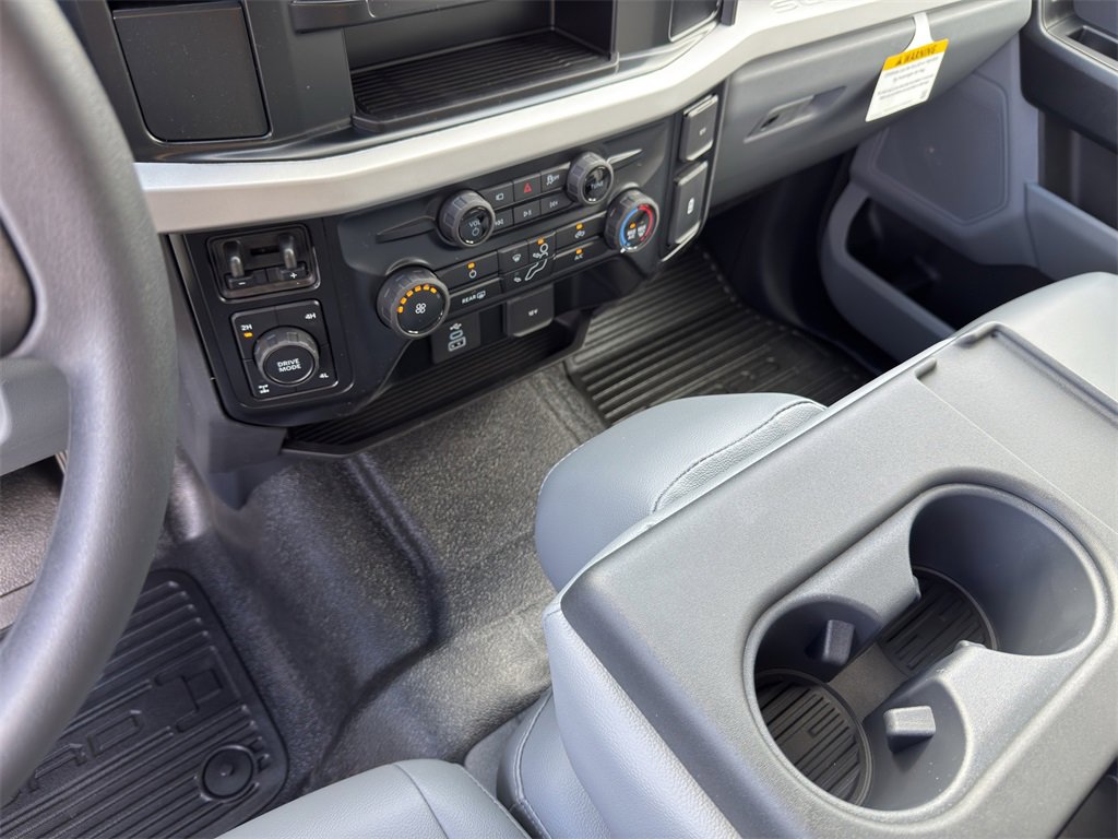 New 2026 Ford F350 XL image 28