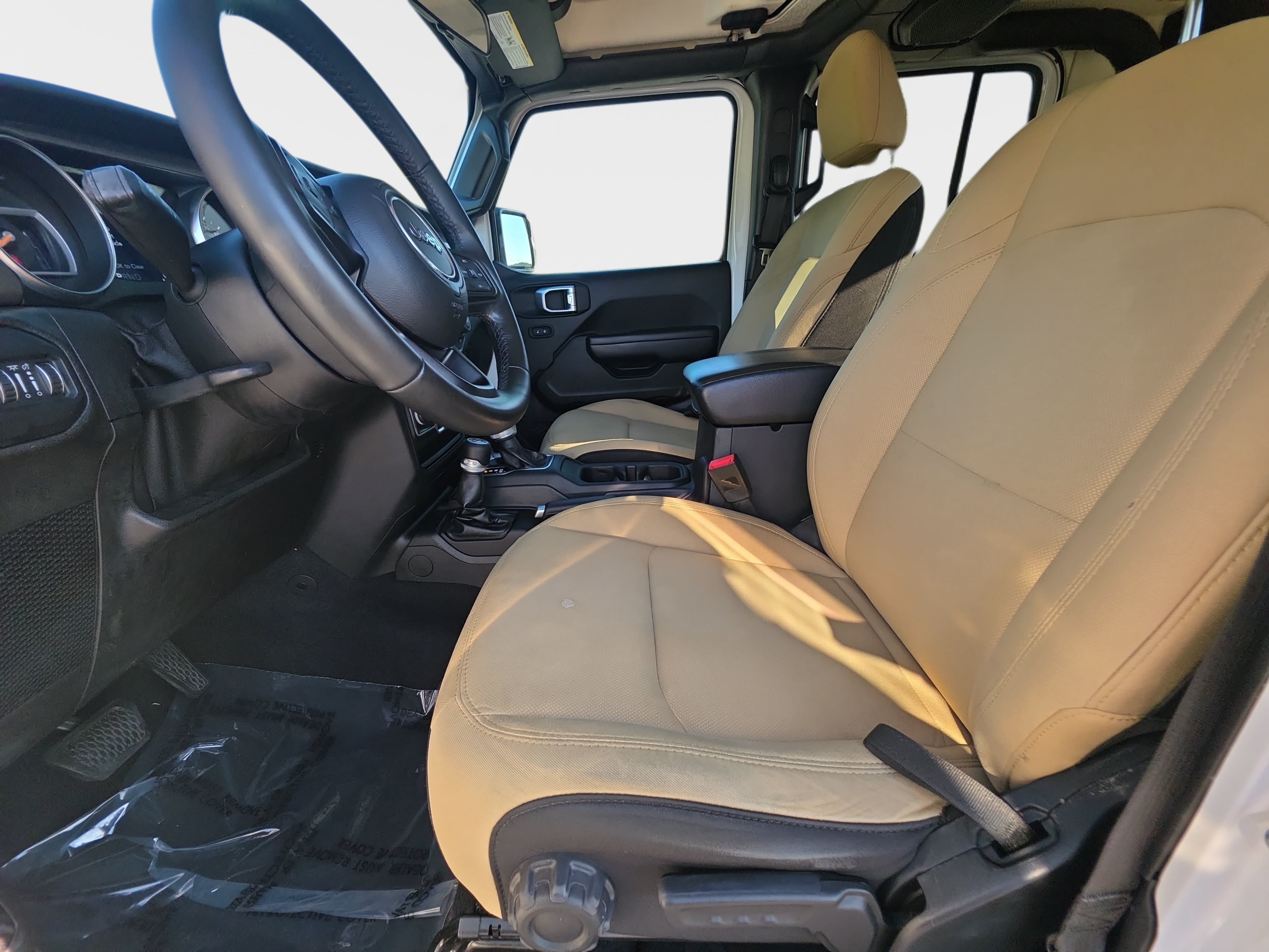 Used 2020 Jeep Gladiator Sport w/ Quick Order Package 24S AWD/4WD image 13