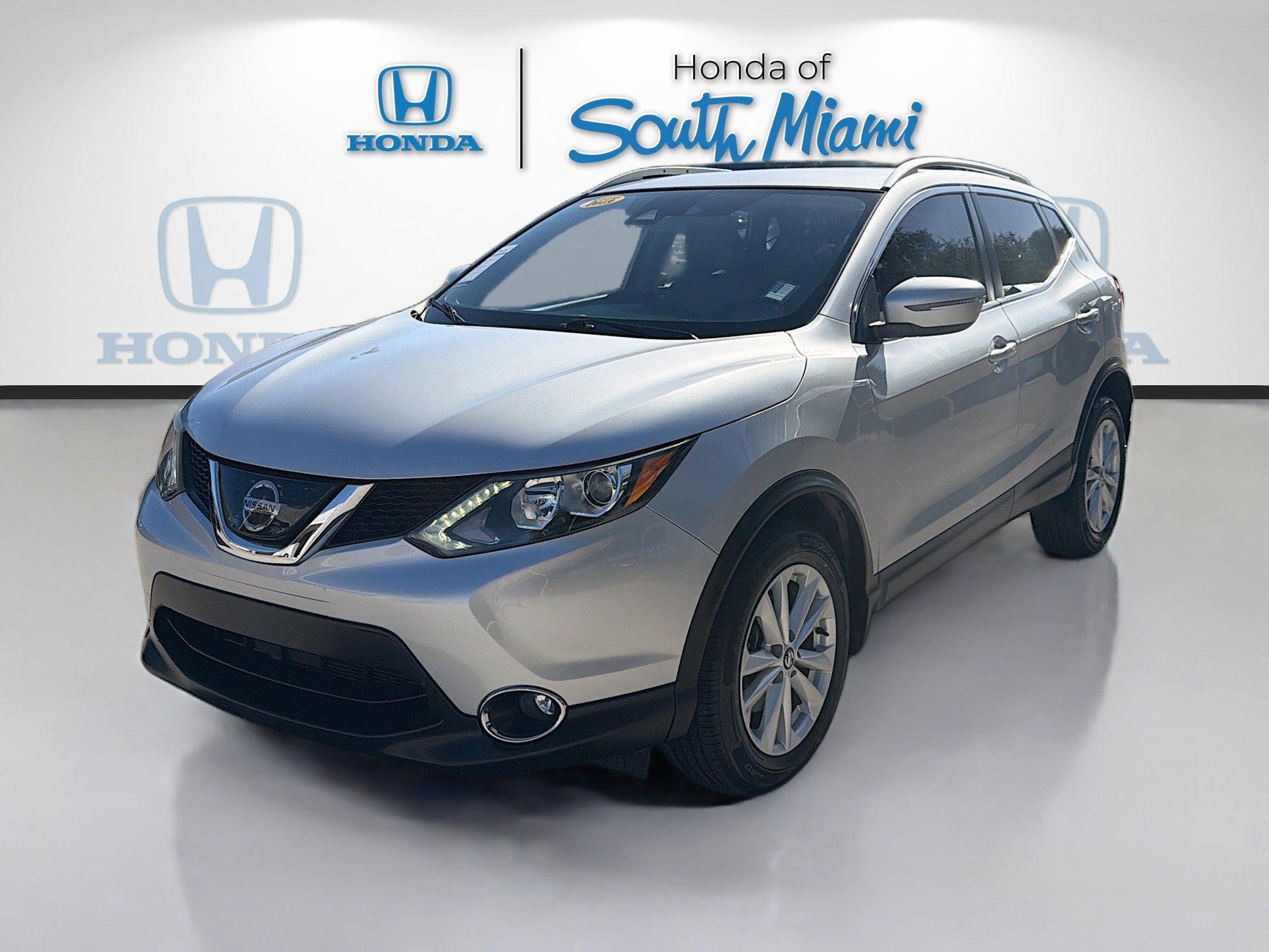 Used 2019 Nissan Rogue Sport SV w/ All-Weather Package image 3