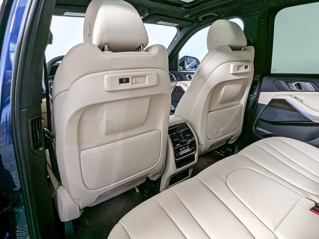 Used 2021 BMW X5 xDrive40i w/ Convenience Package image 41