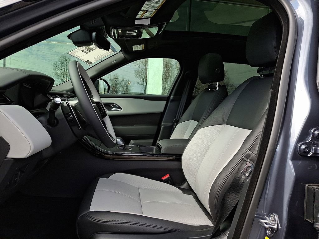 New 2026 Land Rover Range Rover Velar Dynamic SE AWD/4WD image 9