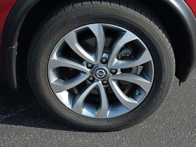 Used 2014 Nissan Juke SV FWD image 21
