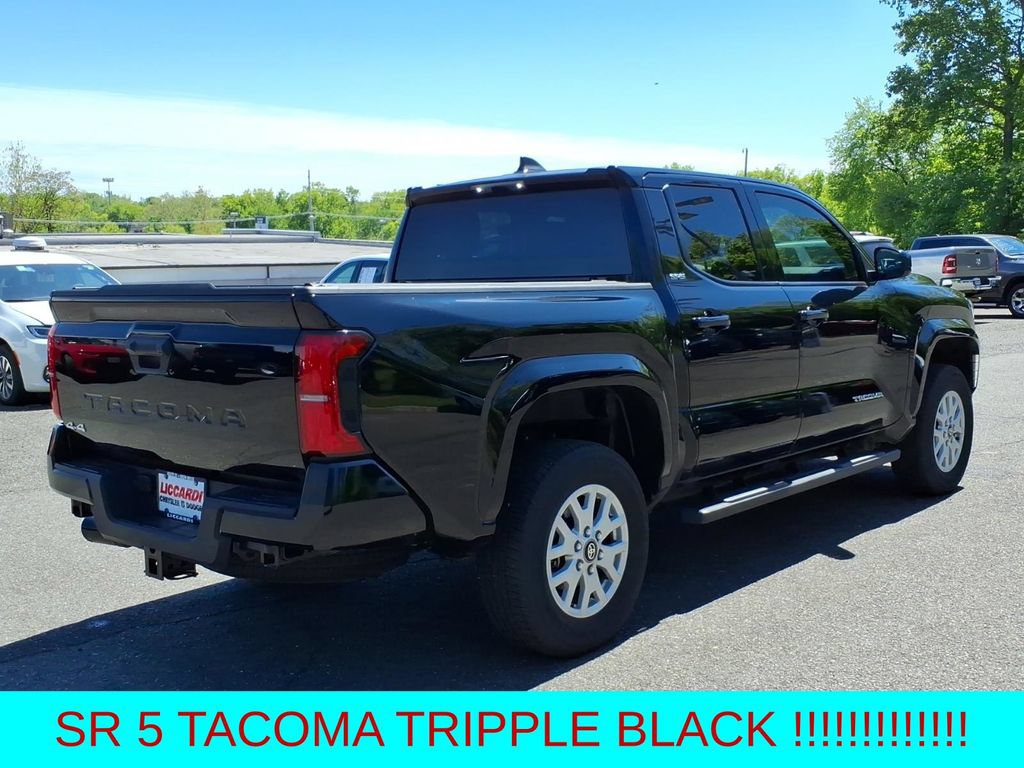 Used 2025 Toyota Tacoma SR5 AWD/4WD image 6