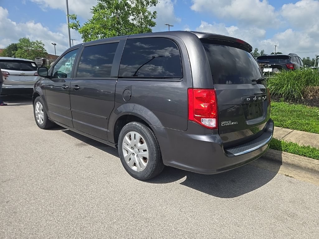 Used 2017 Dodge Grand Caravan SE w/ Power Window Group FWD image 4