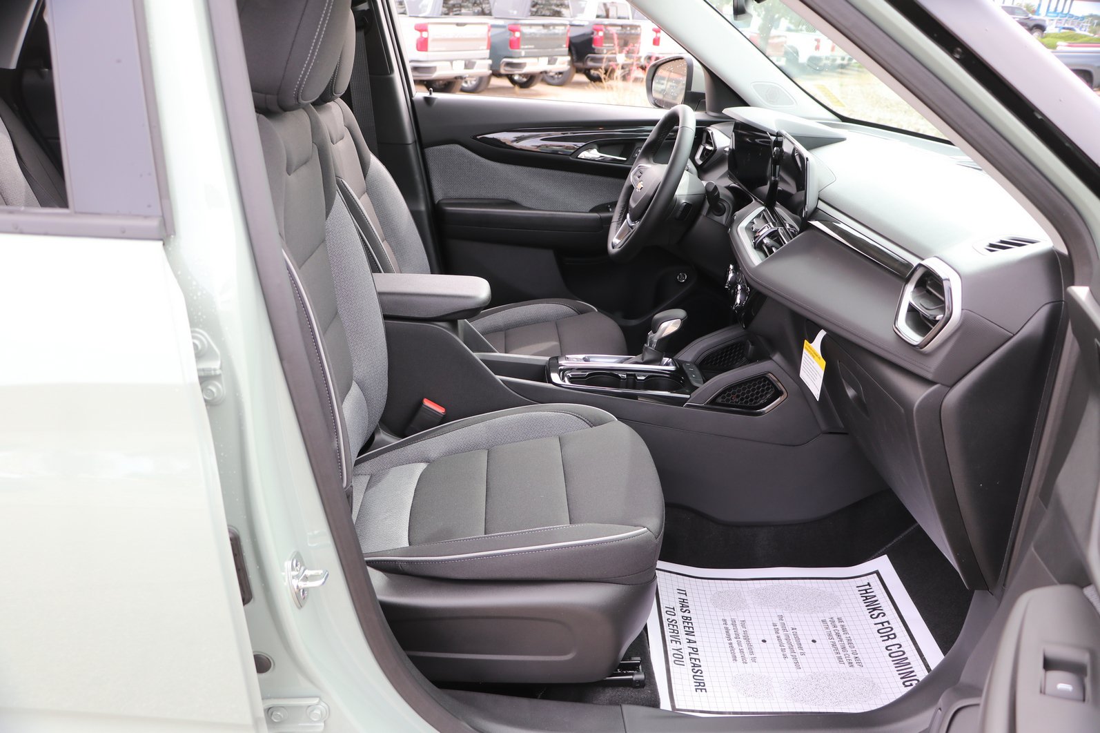 New 2026 Chevrolet TrailBlazer LT w/ Convenience Package FWD image 33
