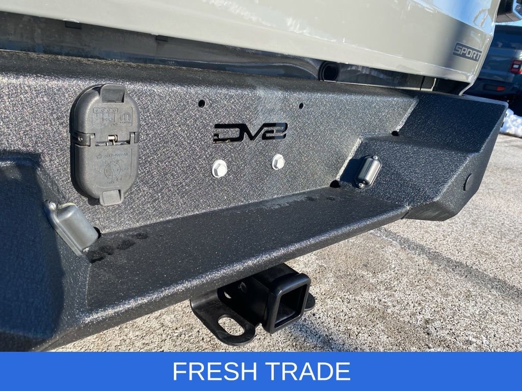 Certified 2020 Jeep Gladiator Sport w/ Quick Order Package 24S image 16