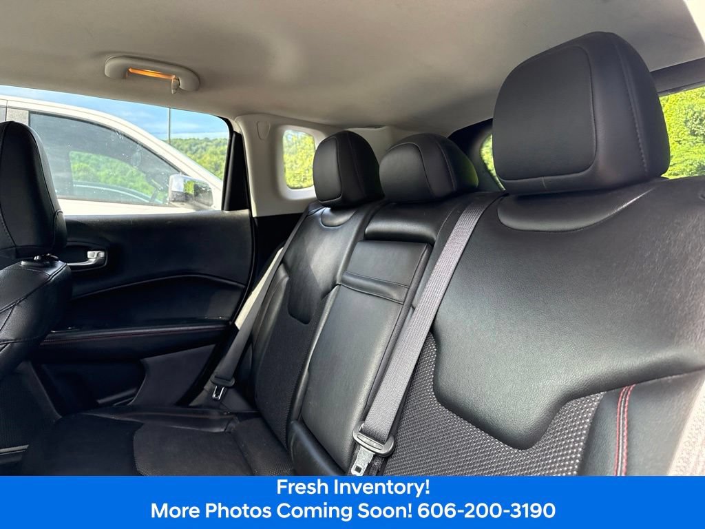 Used 2018 Jeep Compass Trailhawk AWD/4WD image 7