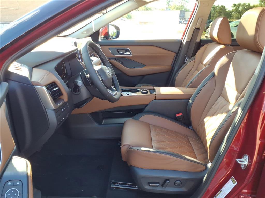 New 2026 Nissan Rogue Platinum image 26
