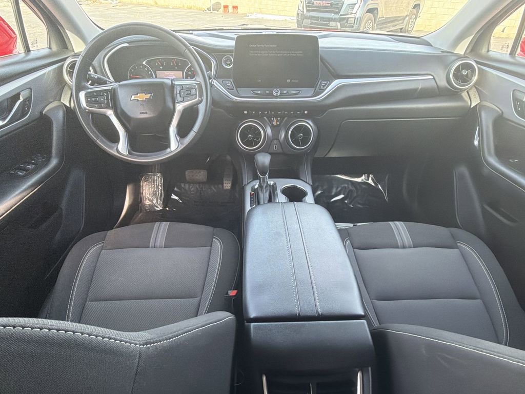 Used 2023 Chevrolet Blazer LT image 20