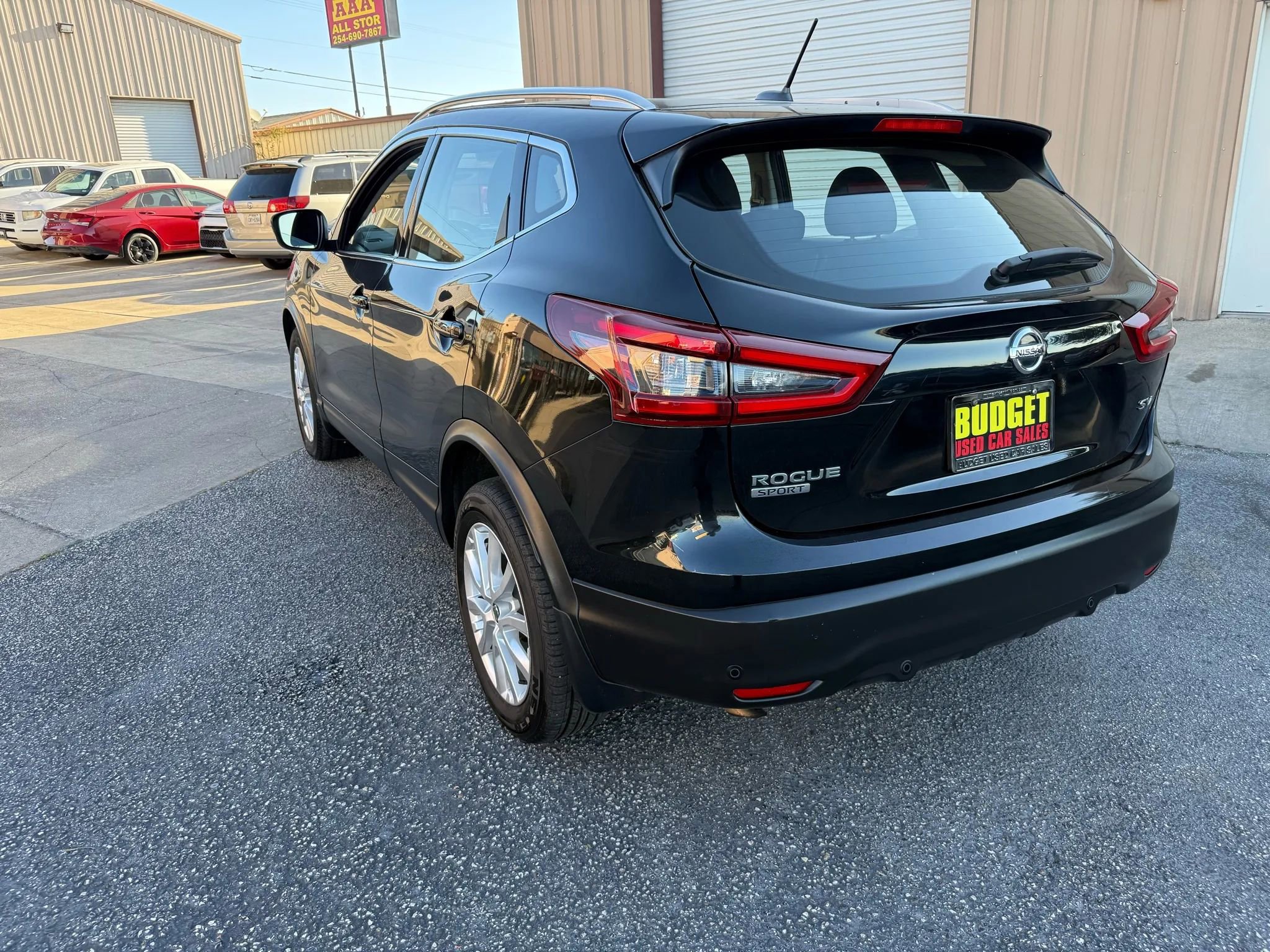 Used 2021 Nissan Rogue Sport SV image 7