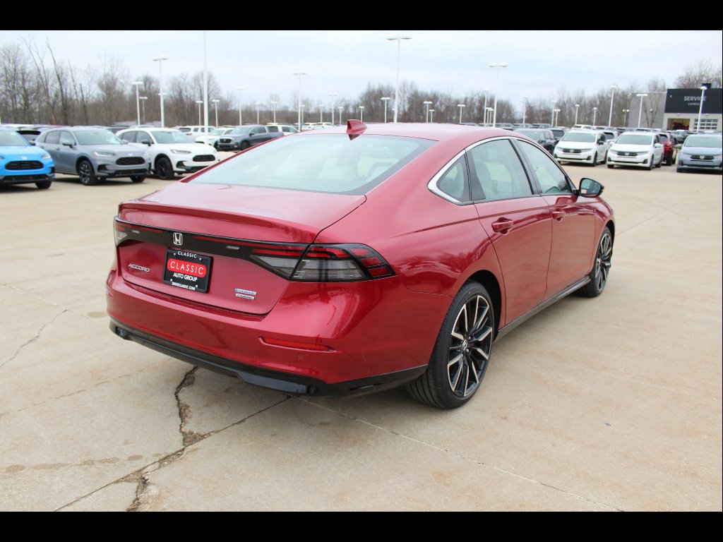 New 2026 Honda Accord Touring image 4