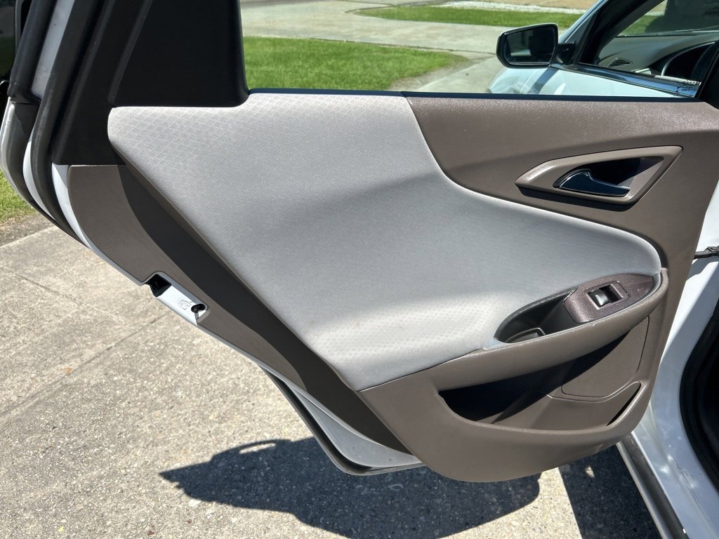 Used 2022 Chevrolet Malibu LT image 14