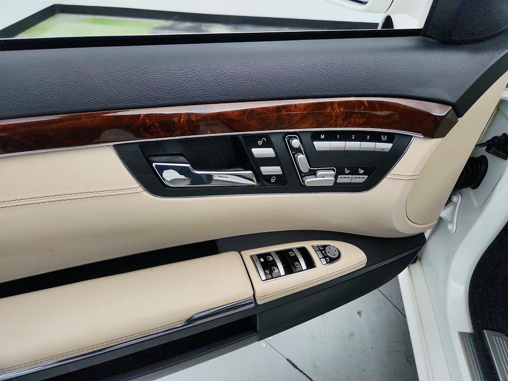 Used 2013 Mercedes-Benz S 350 BlueTEC 4MATIC image 21