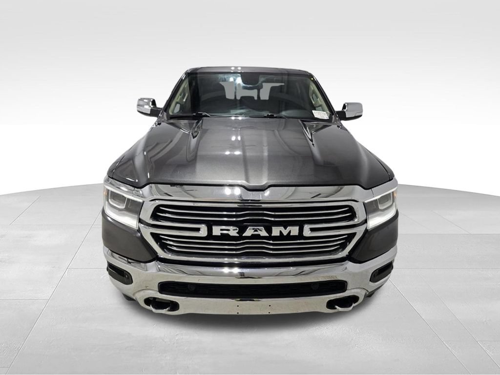 Used 2019 RAM 1500 Laramie AWD/4WD image 3