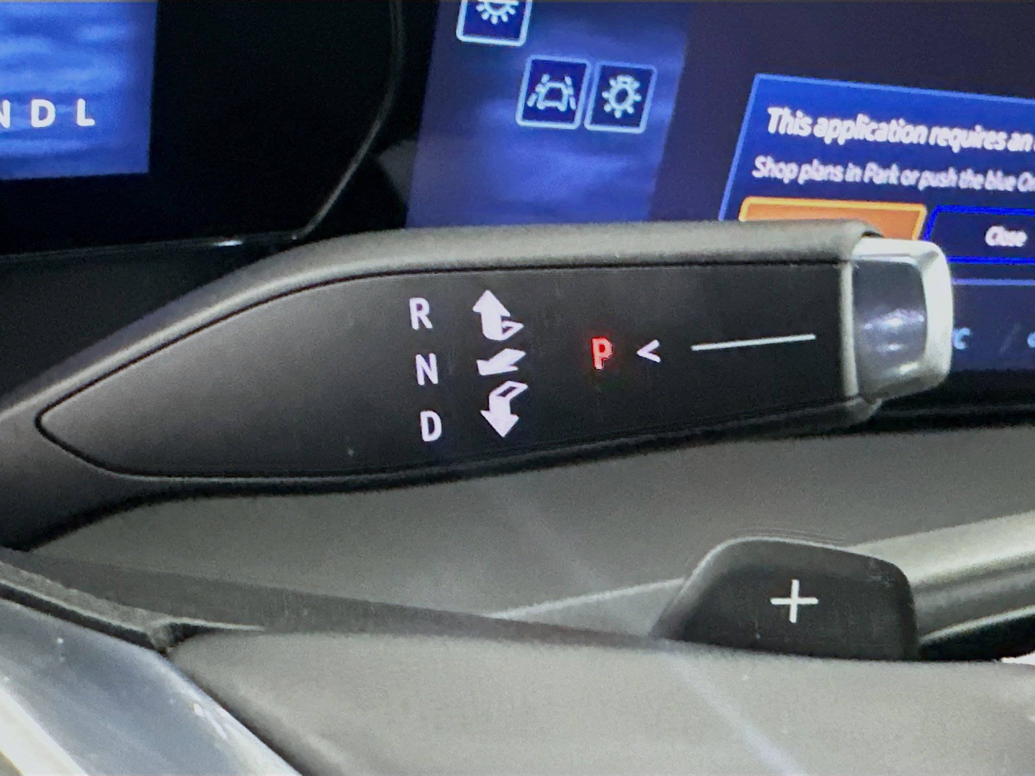 Used 2025 Chevrolet Traverse LT image 25