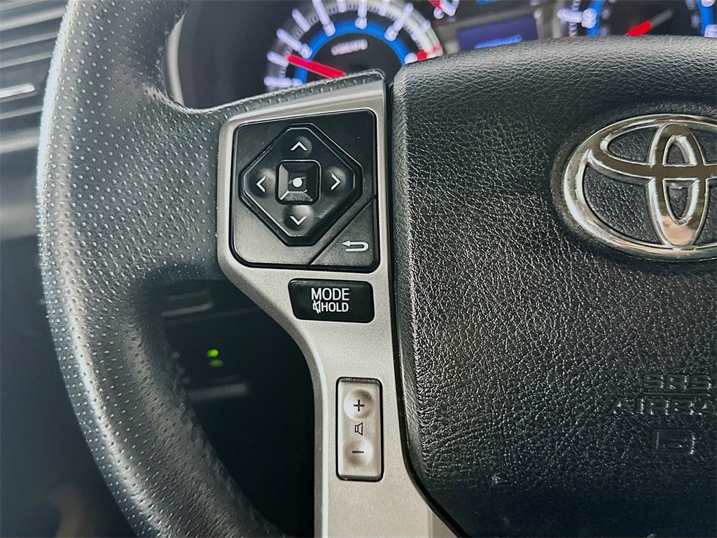 Used 2016 Toyota 4Runner SR5 Premium image 26