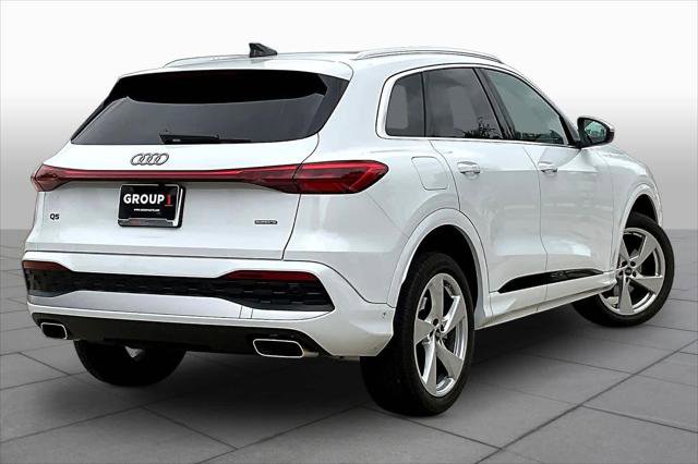 Used 2025 Audi Q5 Premium Plus w/ Premium Plus AWD/4WD image 13