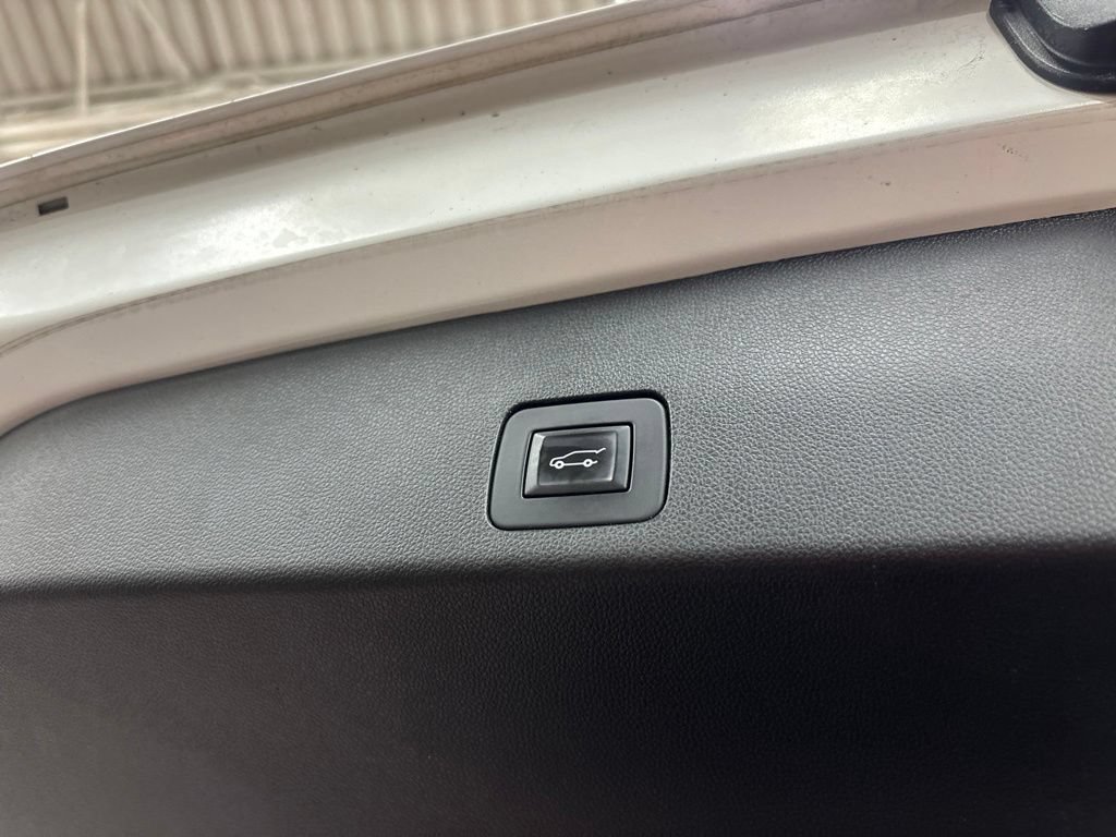 Used 2021 Buick Encore GX Essence FWD image 12