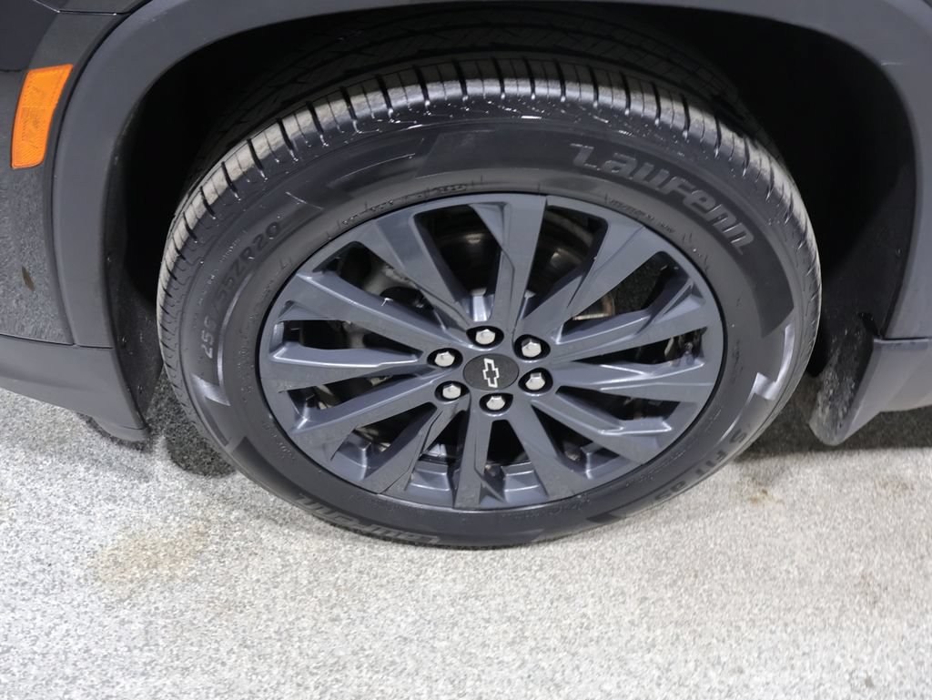 Used 2023 Chevrolet Traverse RS w/ LPO, Floor Liner Package AWD/4WD image 10