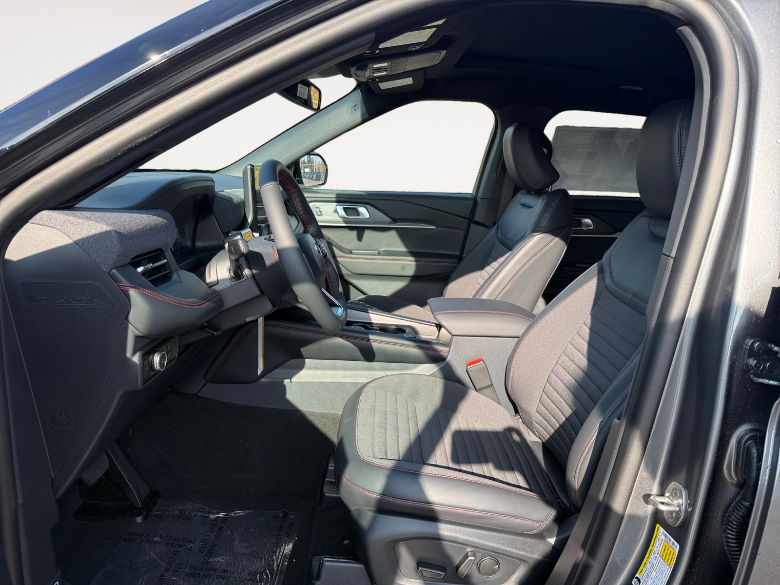 New 2026 Ford Explorer ST-Line w/ ST-Line Street Pack image 10