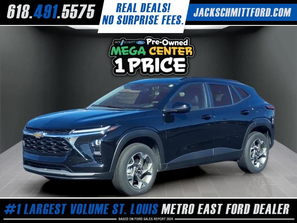 Used 2025 Chevrolet Trax LT