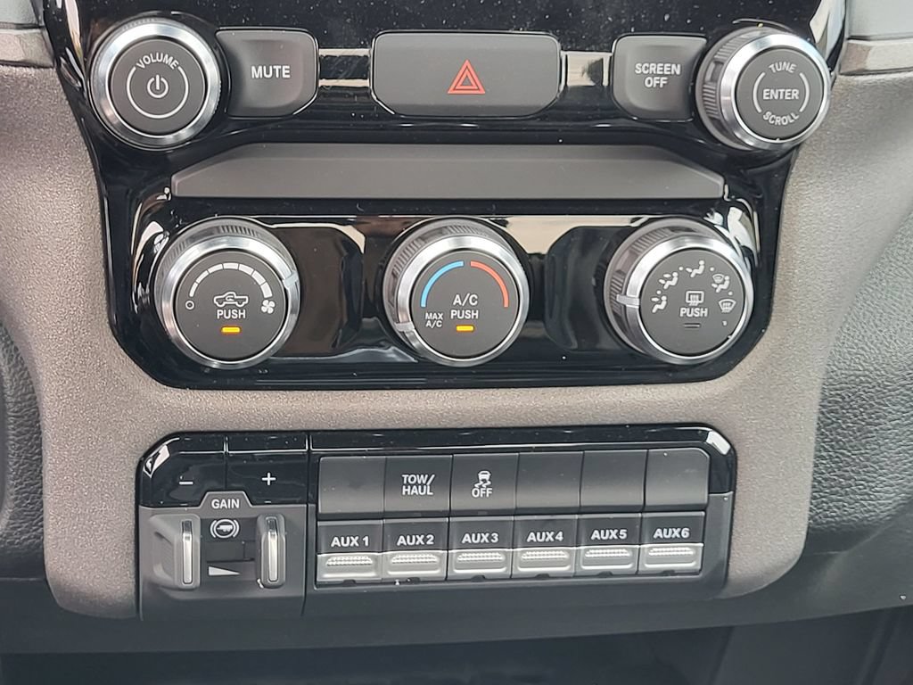 New 2026 RAM 2500 Tradesman AWD/4WD image 20