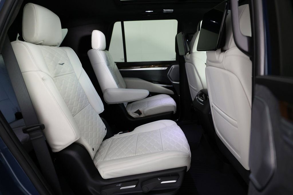 Used 2026 Cadillac Escalade Platinum Sport w/ LPO, Floor Liner Package image 11