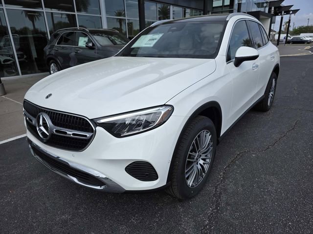 New 2026 Mercedes-Benz GLC 300 image 2