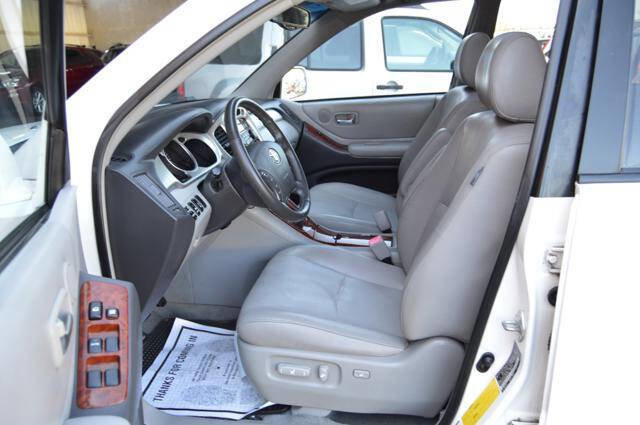Used 2004 Toyota Highlander Limited image 51